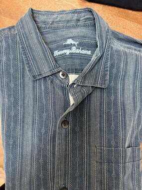 Tommy Bahama 100% Silk Men's Blue Patterned Striped Short Sleeve Button-Up Shirt